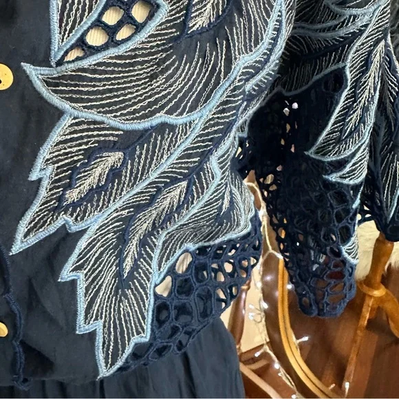 •nwt• ✨rare✨ Chasing Unicorns Lace Embroidered Romper - Picture 3 of 10